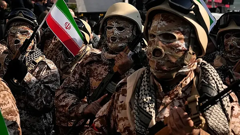 «Esperen… se acerca la hora cero»: la advertencia de Irán a EEUU por bombardeos