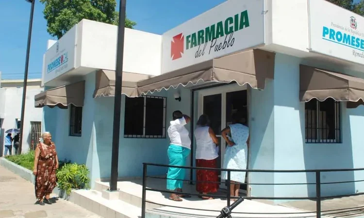 Promese/Cal digitaliza Farmacias del Pueblo: tarjetas marcan el fin del efectivo en medicinas