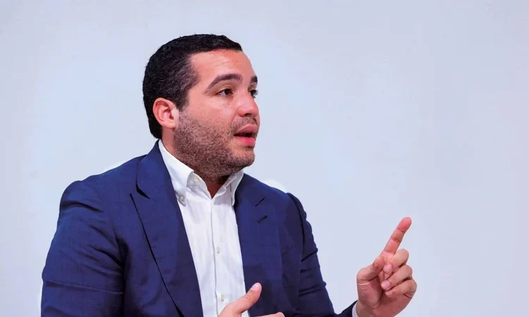 Interpelación a distribuidoras eléctricas: ¿estrategia política o necesidad nacional?