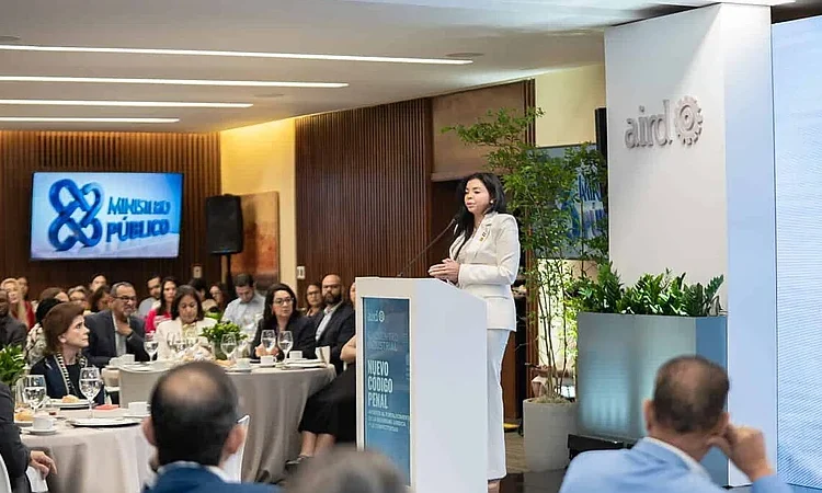 Responsabilidad penal empresarial: Yeni Berenice llama a las compañías a adoptar cultura de cumplimiento