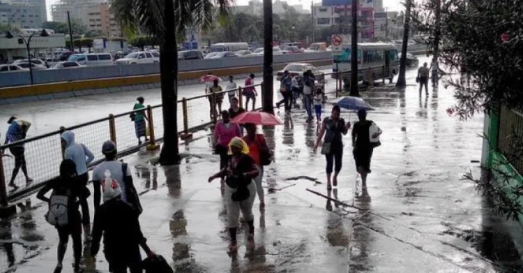 Vaguada traerá lluvias dispersas este jueves mientras remanentes de Edouard se alejan