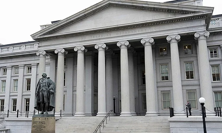 Gobierno de Trump arremete contra políticas DEI: propone fin de exenciones fiscales a universidades que favorezcan minorías