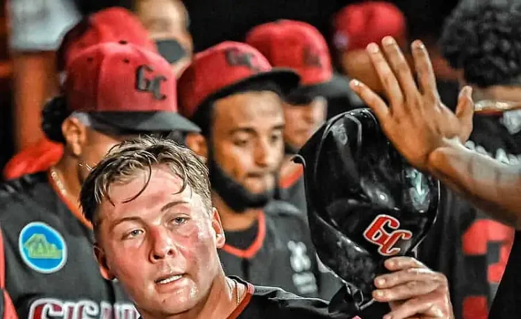 Jake Holton: el poder que regresa a la Lidom y que enciende las alarmas en el Caribe