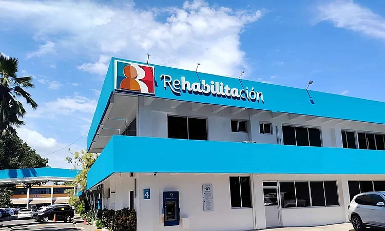 Aumentos en terapias de Rehabilitación encienden alerta nacional sobre acceso a salud y rol de las ARS