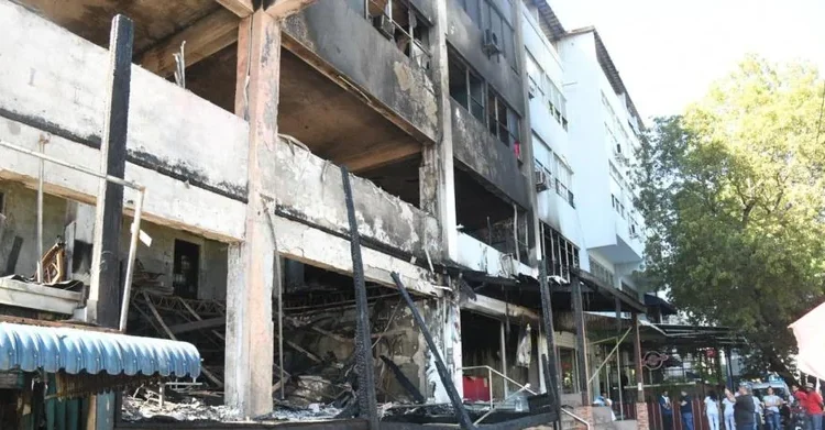 Tragedia en el Edificio Luis Franco: incendio deja a más de 36 familias sin hogar y destapa el abandono estructural en República Dominicana