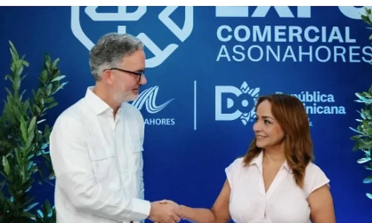 Turismo e industria sellan alianza estratégica para retener más divisas en República Dominicana