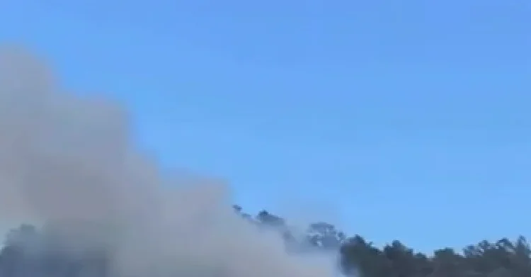 Incendios recurrentes en Constanza: nuevo fuego en Cañada Seca enciende alertas ambientales