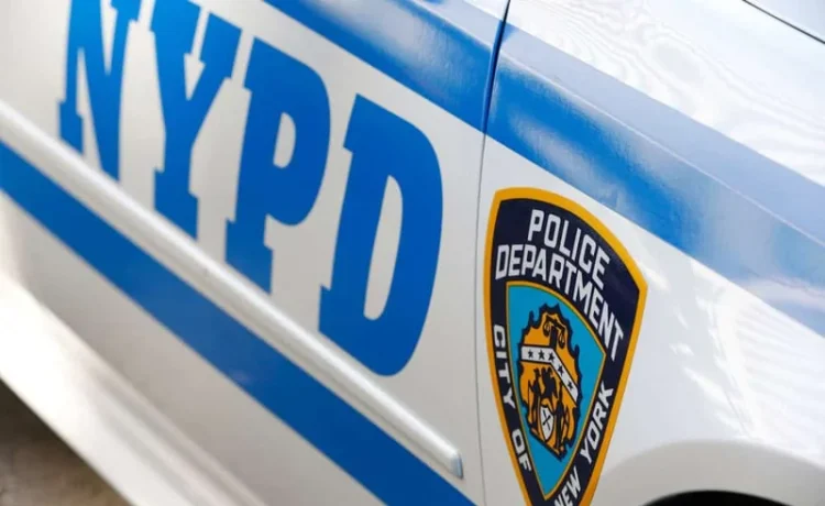 Grave accidente en Queens: adolescente en estado crítico tras volcadura en Cross Island Parkway