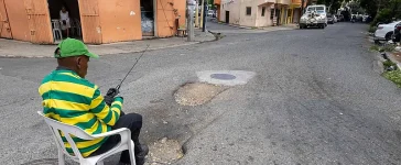 Obras inconclusas de la Caasd generan deterioro vial en Villa Juana