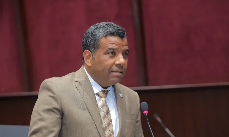 República Dominicana evalúa incluir creole, inglés y francés como idiomas obligatorios en la educación
