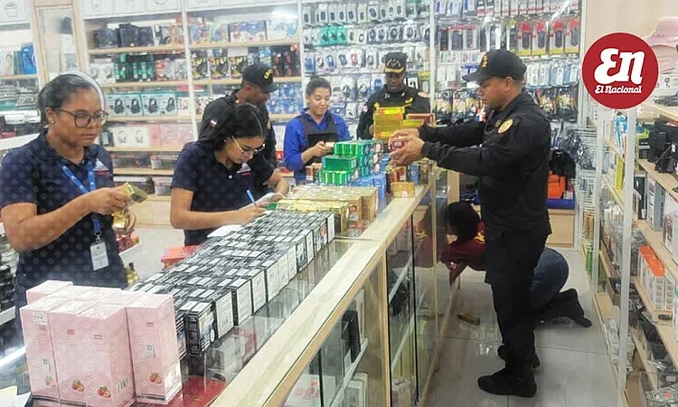 República Dominicana intensifica lucha contra el comercio ilícito: más de 30,000 productos decomisados en tiendas chinas