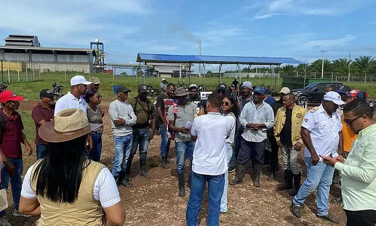 Nueva protesta ambiental en Bayaguana: comunidades exigen justicia por contaminación del río Yaví
