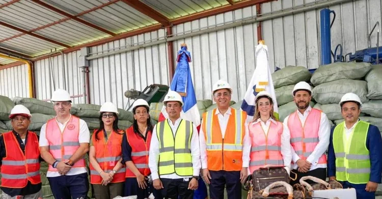 República Dominicana refuerza lucha contra el comercio ilícito con destrucción de 253,523 falsificaciones