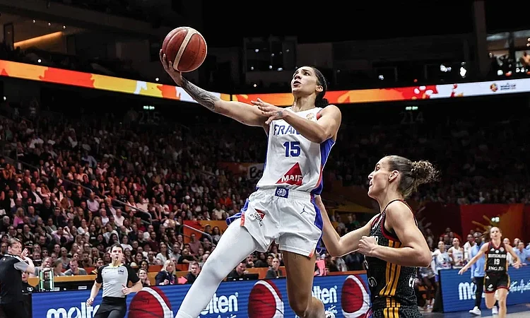 Gabby Williams y Francia destrozan a Alemania y se meten en la final del Mundial de baloncesto femenino