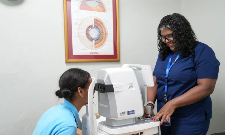 Salud visual escolar: la estrategia del INABIE que beneficia a más de 116,000 alumnos