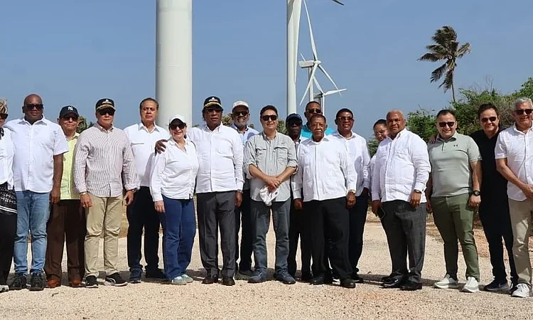 Inversionistas internacionales ponen la mirada en Pedernales: recorren proyectos clave