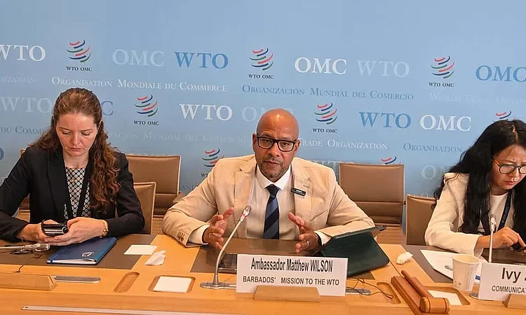 OMC: burocracia y falta de financiamiento ahogan la competitividad de las mipymes en el Caribe