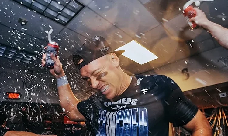 Aaron Judge vuelve a conectar jonrón y Yankees hacen historia