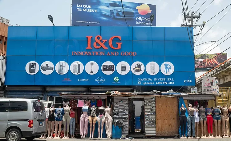 Gobierno minimiza posible paro de comerciantes contra comercio chino; decisión queda en manos de la FDC