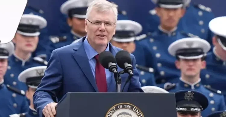 Estados Unidos militariza el espacio: la nueva carrera armamentista que sacude al mundo