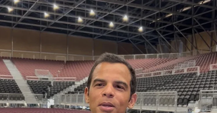 Saymon Díaz presentará artista internacional en la apertura de la Arena Santo Domingo