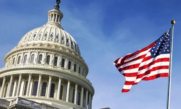 Trump obtiene facultad para aranceles de hasta 100 % tras aprobación de ley de sanciones a Rusia e Irán