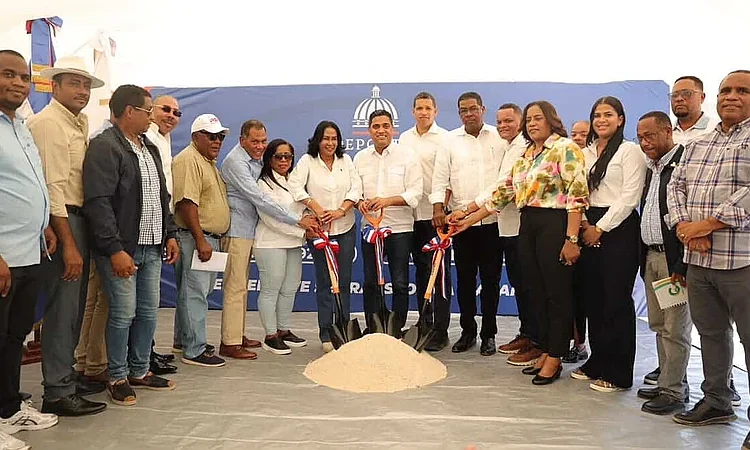 Gobierno impulsa modernización deportiva en el Sur con RD$200 millones en siete multiusos