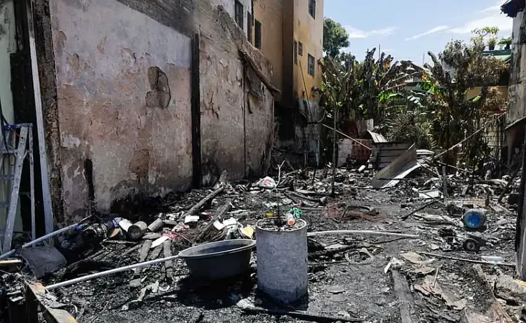 Incendio en Ciudad Colonial expone vulnerabilidad eléctrica y activa respuesta interinstitucional