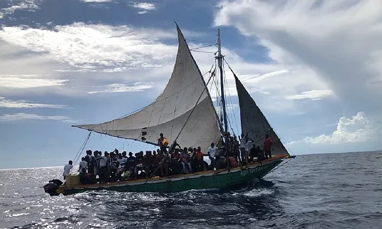Migrantes haitianos rumbo a EE.UU. terminan en costas de Santiago de Cuba tras siete días a la deriva