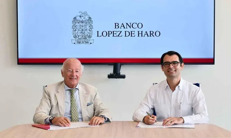 Alianza estratégica entre UNIROMANA y Banco López de Haro impulsa la educación superior en República Dominicana