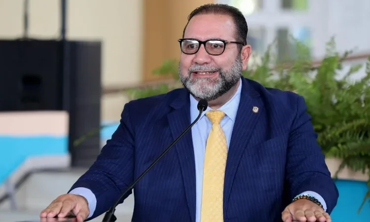 Genio advierte sobre activismo electoral prematuro y propone regular campañas y gastos