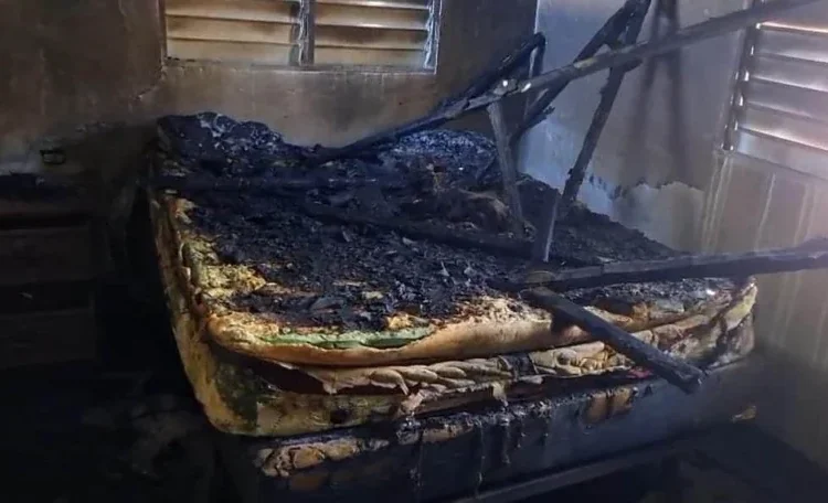 Muere carbonizado teniente pensionado de la Fuerza Aérea durante incendio en Espaillat