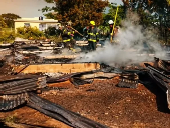 Incendios simultáneos en Puerto Plata exponen riesgos de seguridad y respuesta de emergencias