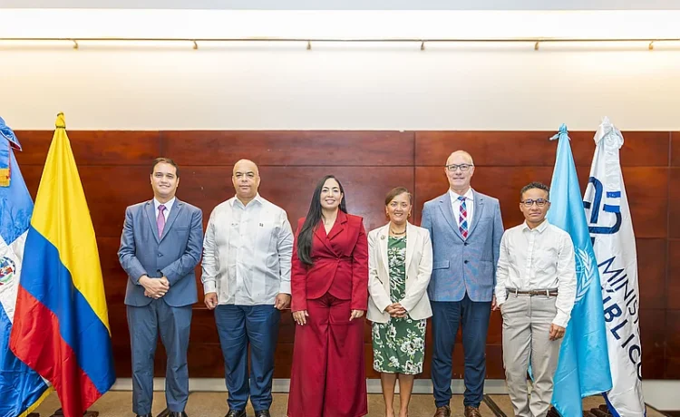 República Dominicana y Colombia sellan alianza contra redes transnacionales de trata y tráfico