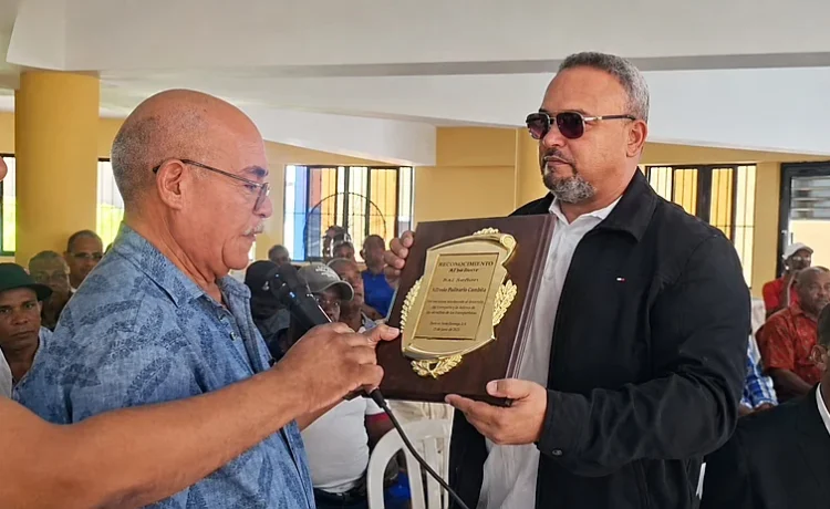 Transporte nacional: gremios reconocen a Tito Cambita y respaldan continuidad de Mochotran