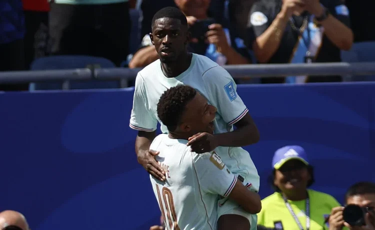 Francia rompe expectativas en el Mundial con una pegada histórica