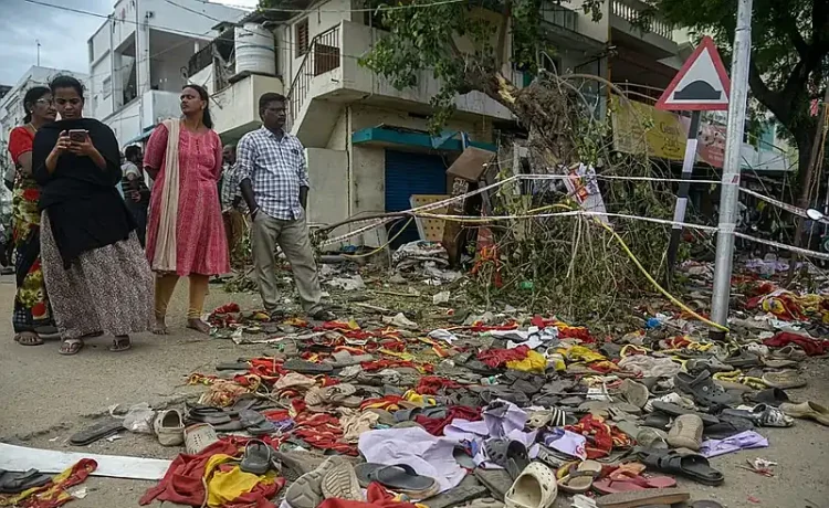 Tragedia en India: estampida en templo deja siete muertos y catorce heridos