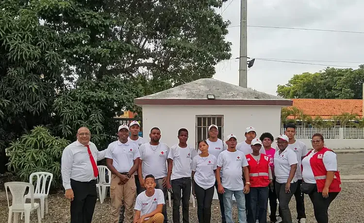 Cruz Roja Dominicana despliega operativo preventivo en evento religioso masivo en Santo Domingo Oeste