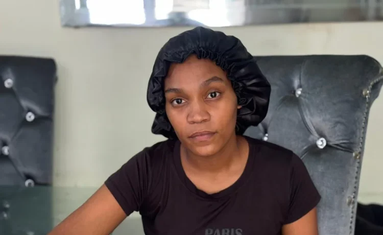 Denuncian falta de explicaciones médicas tras muerte de bebé prematura en maternidad de Santo Domingo