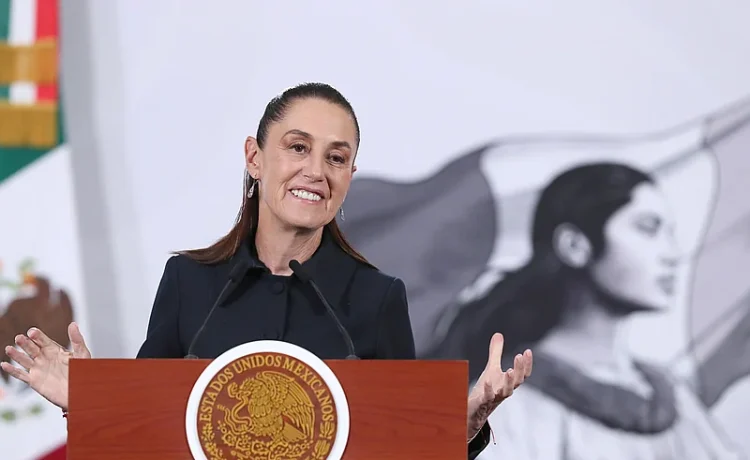 Sheinbaum se declara "muy optimista" sobre México a cuatro días de su segundo informe
