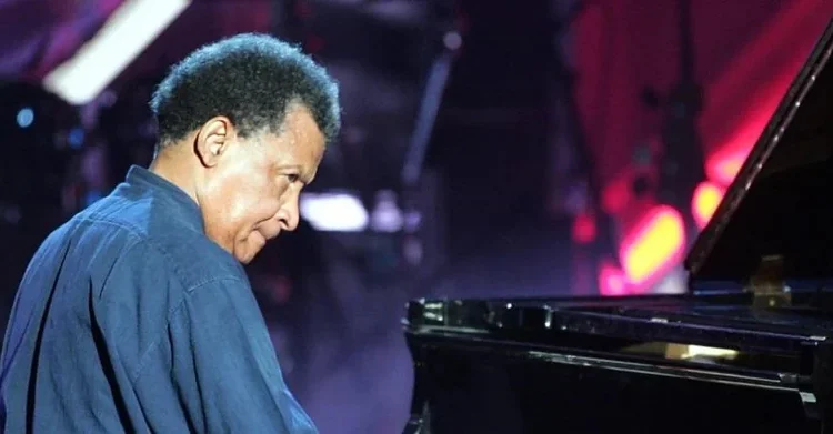 Muere el pianista sudafricano Abdullah Ibrahim, icono del jazz y voz contra el apartheid