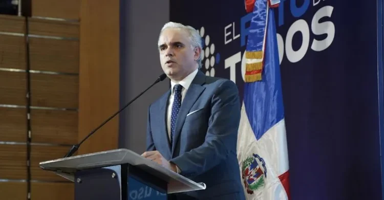 Minerd remite a Hacienda expedientes para pago a contratistas bajo la nueva Ley 16-26