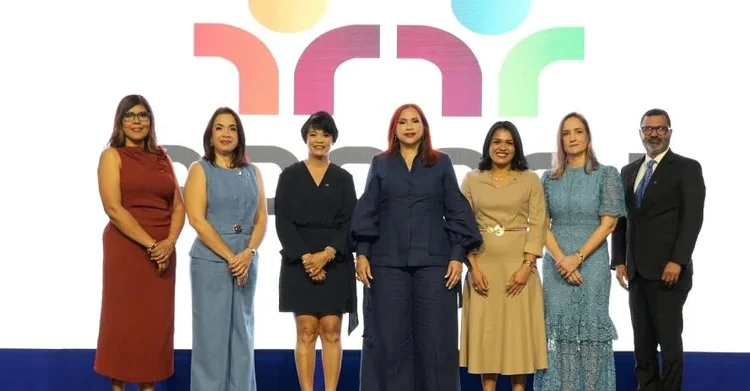 Adoarh con nueva Junta Directiva