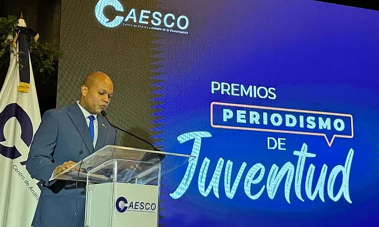 Caesco distingue a periodistas en la cuarta edición de los Premios Periodismo Juventud