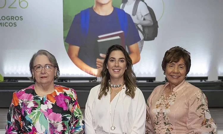 CCN reconoce estudiantes con excelencia académica