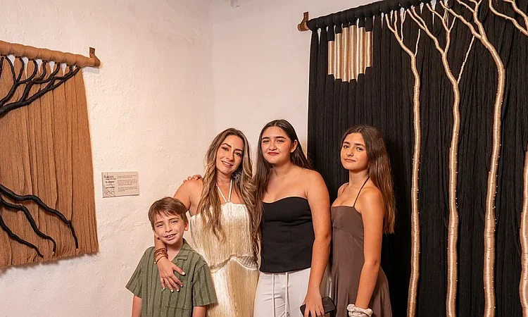 Tilda Strano presenta primera exposición individual de arte textil en República Dominicana
