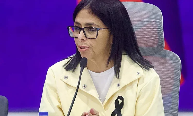 Delcy Rodríguez confirma "histórico acuerdo" petrolero con EE. UU. y agradece a Donald Trump