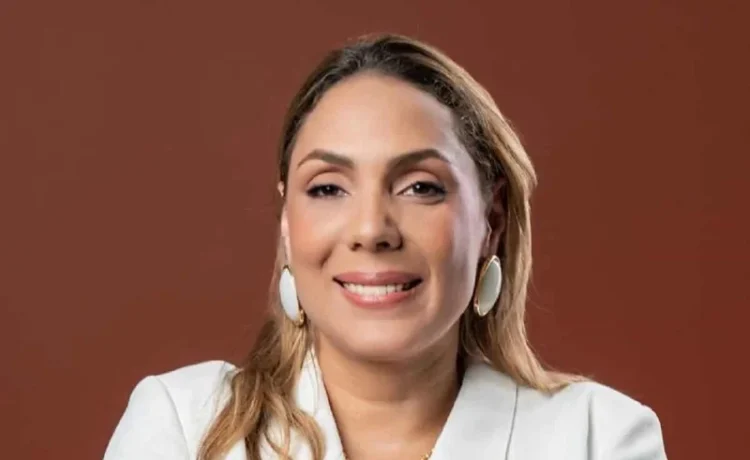 Doctora Merycarla Pichardo García participa en la revisión internacional de la guía AUA/SUFU