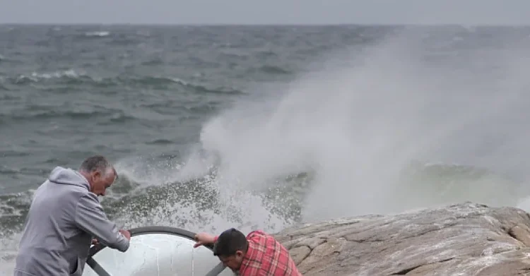 Tormenta invernal causa apagones e inundaciones en Nueva Jersey