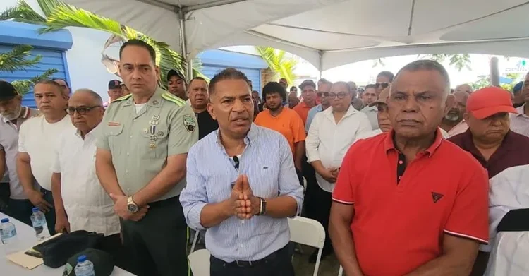 Juan Marte advierte que alza de combustibles pone en tensión los costos del transporte